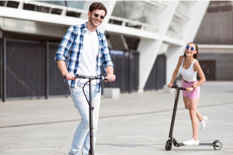 9 Best Kick Scooter For Commuting 2023 (Top Picks!)