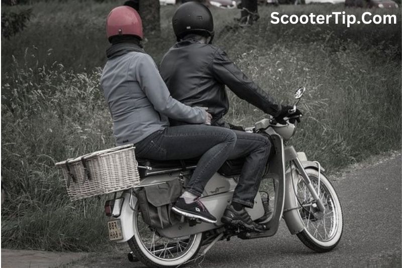 How Much Weight Can A 125cc Scooter Carry